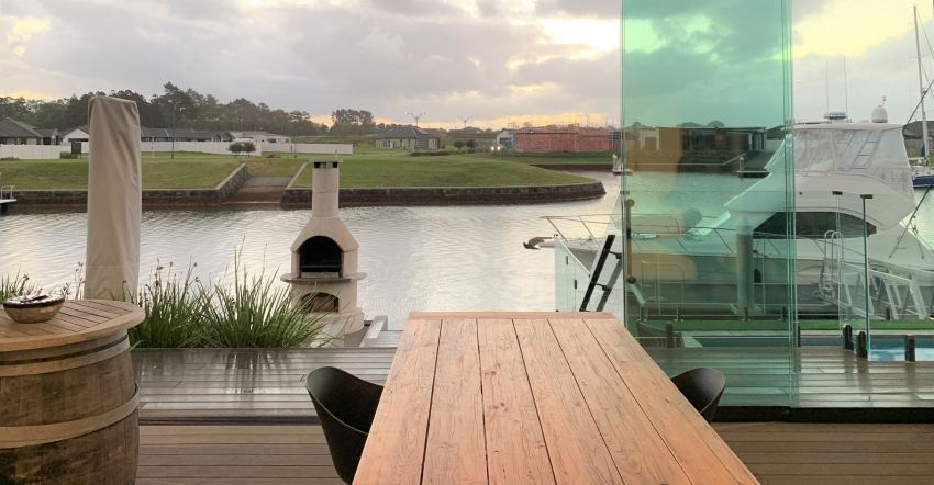 Glaslide Doors on louvre